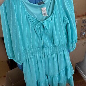 Mix clothing - Different sizes and colors - Lot of 100 units